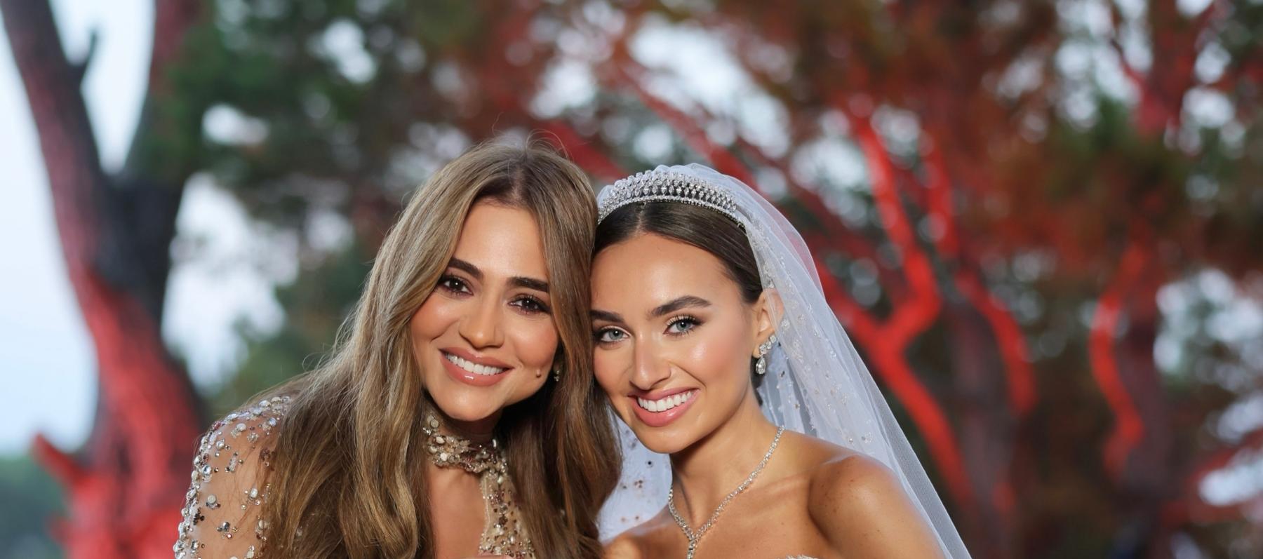 جوليا بطرس ولانا نصولي بإطلالات من إيلي صعب في زفاف سامر بو صعب - الصورة بعدسة باتريك صوايا ومن انستغرام بسام فتوح 