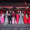 فالنتينو يحتفل بالحضارة الصينية - صورة من Courtesy of Valentino