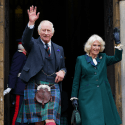الملك تشارلز الثالث وزوجته كاميلا - صورة من تويتر RoyalFamily