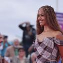ماليا آن أوباما - صورة من حساب Festival de Deauville على إنستقرام