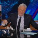 جون ستيوارت Jon Stewart خلال حلقة The Daily Show 