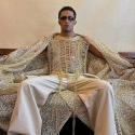 محمد رمضان باطلالة من الذهب عيار 24 قيراط في مومباي
