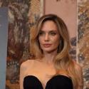 أنجلينا جولي بفستان أسود من توم فورد خلال عرض Couture 