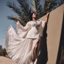 منى زكي بفستان أبيض بتفاصيل معمارية من Zimmermann - الصورة بعدسة عليا راضي 
