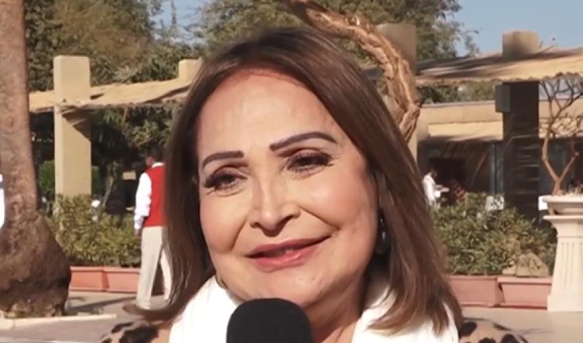 تيسير فهمي تخرج من عزلتها