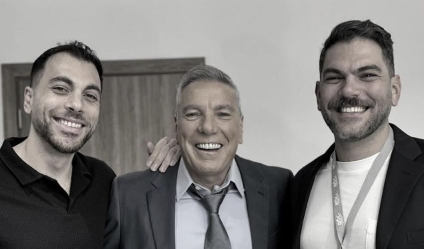 أولاد علي جابر يدعمونه في أول مباشر 
