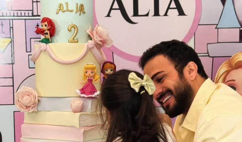 ألكسندر علوم  و ابنته عليا