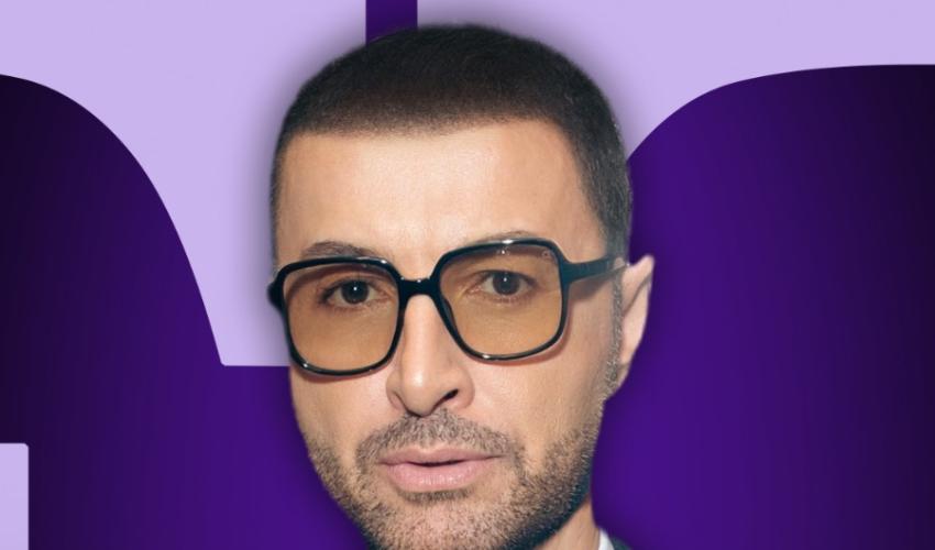 هل يحترف بلال العربي الغناء