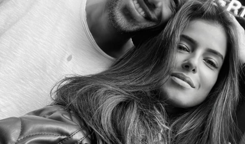  مريم عامر منيب وخطيبها - صورة من إنستغرام