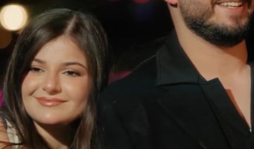 ميرنا حنا مع خطيبها -صورة معدلة من السوشيال ميديا