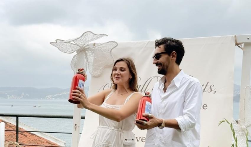Alina Boz - Umut Evirgen