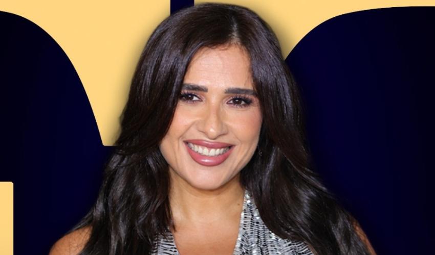 ياسمين عبد العزيز