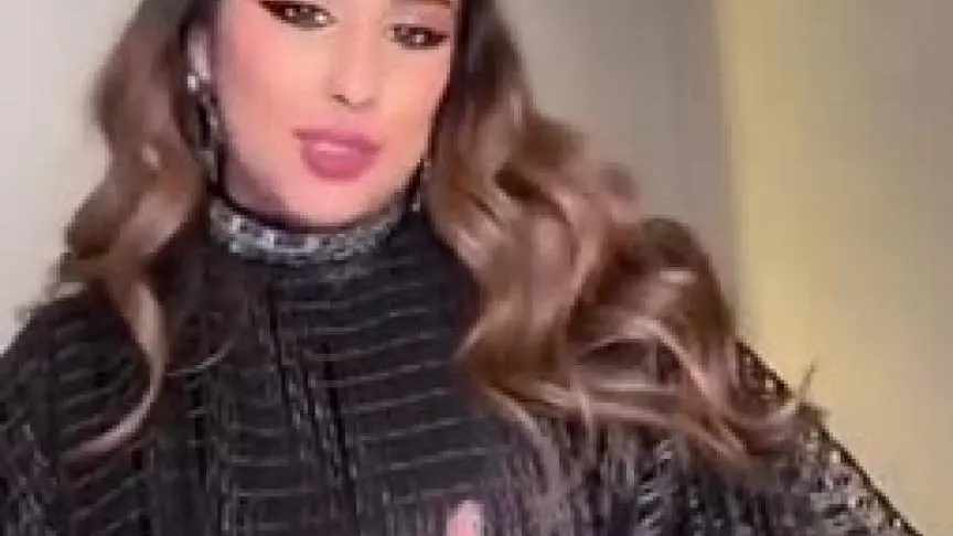 فرح الهادي تنفي خبر حملها