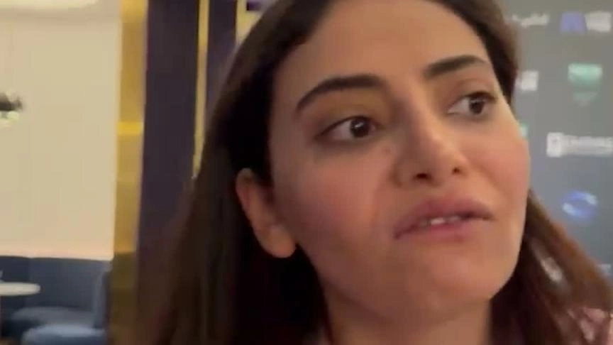 ST- POST رنا السبكي 