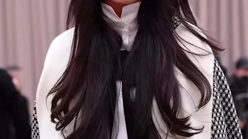 ST- POST ياسمينا العبد 