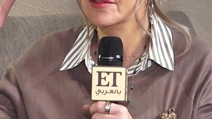 شيرين رضا تعيد الجمهور إلى ذكرياتها مع عمرو دياب