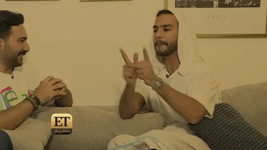 إم منيفة تفتح النار على نجمات الوطن العربي