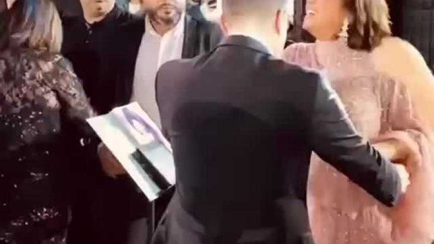 شيرين عبدالوهاب وحسام حبيب يحضران أحد الأعراس