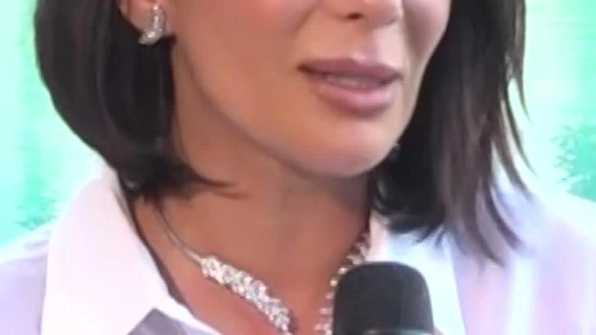 mona zaki_v2