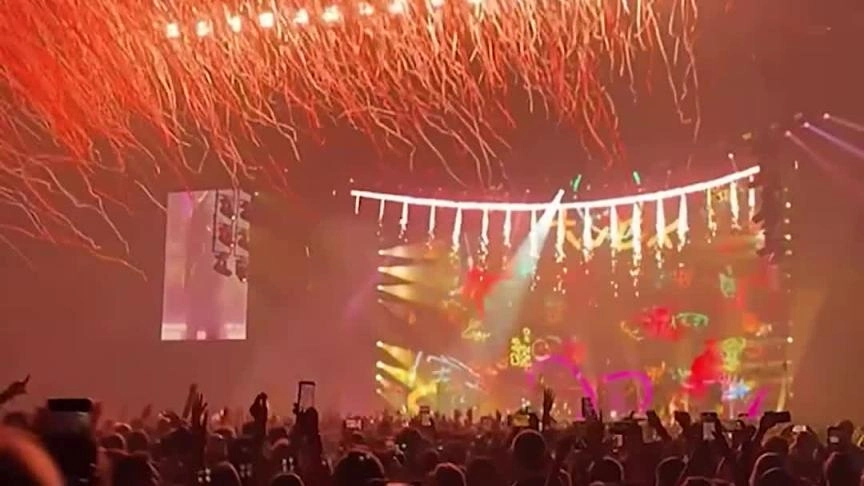 كيف غيرت الأبوة حياة teddy swims؟