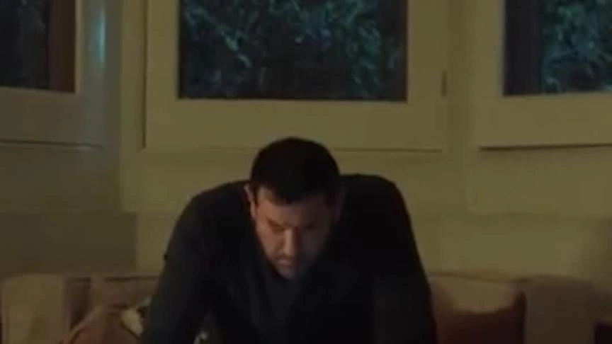 الفرنساوي: تتعدد الوجوه والقانون واحد