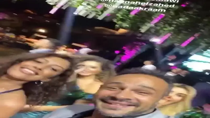 هنا الزاهد