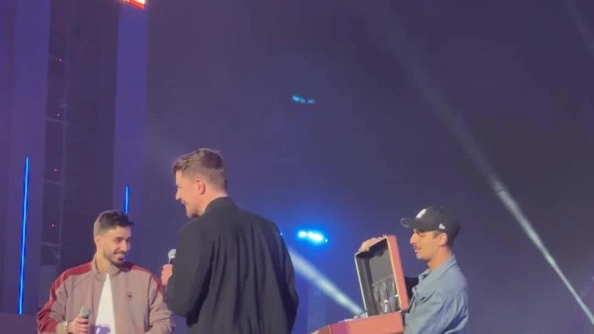 مستر بيست يفتتح رسميا "بيست لاند" في موسم الرياض