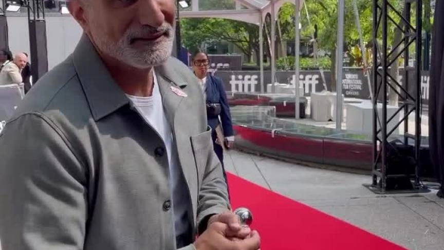 باسم يوسف من عرض فيلم فلسطين 36 في مهرجان تورنتو