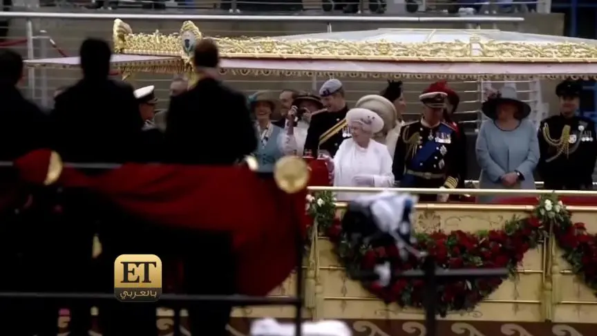 ETO05713 - Fixed Queen Elizabeth Style
