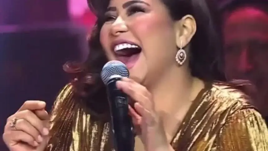 حركات شيرين عبدالوهاب 