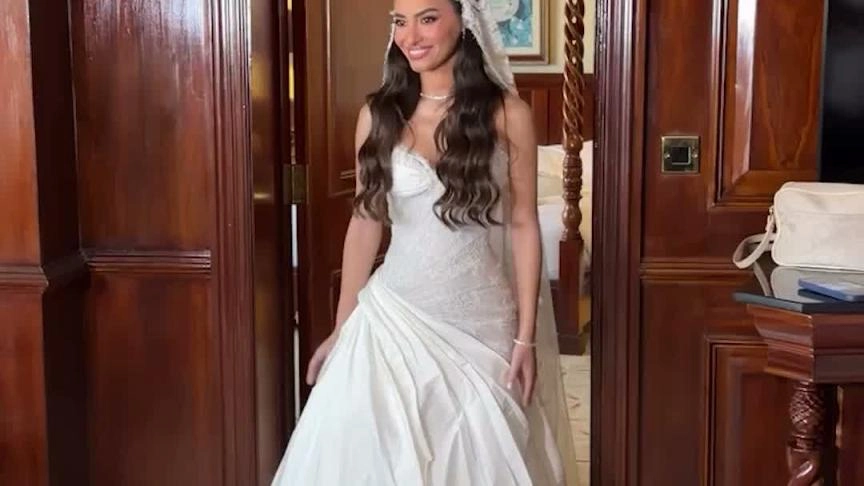 كارمن سليمان تحتفل بزفاف شقيقتها فرح