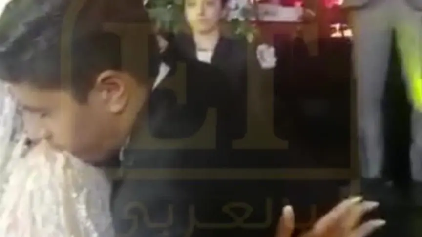 لحظات مؤثرة بين ماهيتاب ابنة ماجد المصري وشقيقها في زفافها