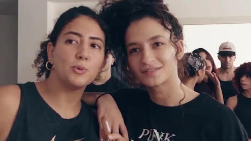 هل تعرضت أميرة أديب للظلم بسبب عائلتها 