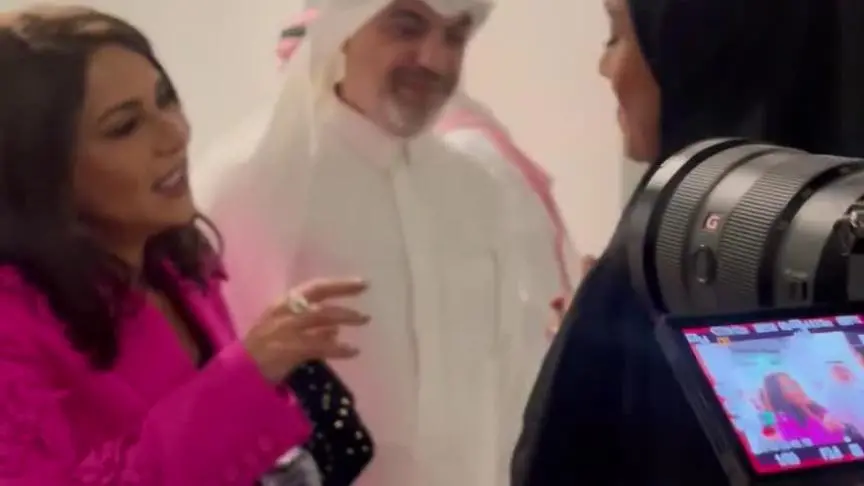 نوال الكويتية تتحدث الى زينة عماد في افتتاح مرواس