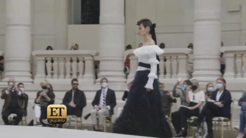ETO03680-Chanel Fashion Show