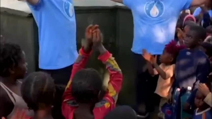  Mr beast و will smith و Lara trump ضيوف قمة المليار متابع  