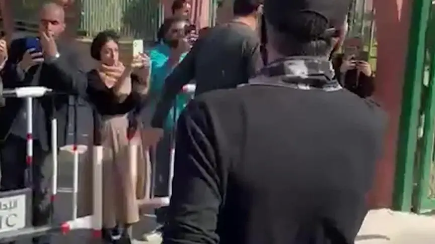 ST- توافد النجوم لتشييع جنازته fb 
