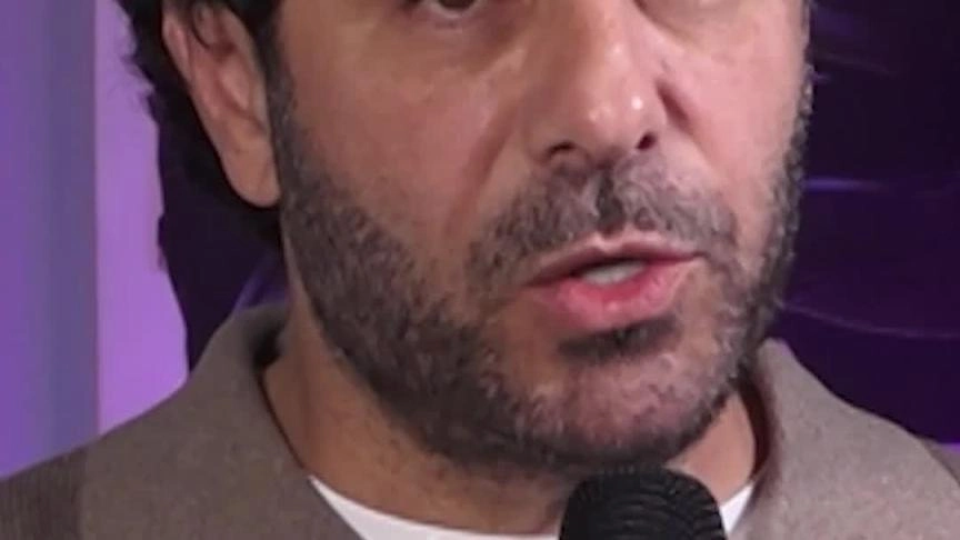 إياد نصار زملكاوي وغزاوي وفي حرب