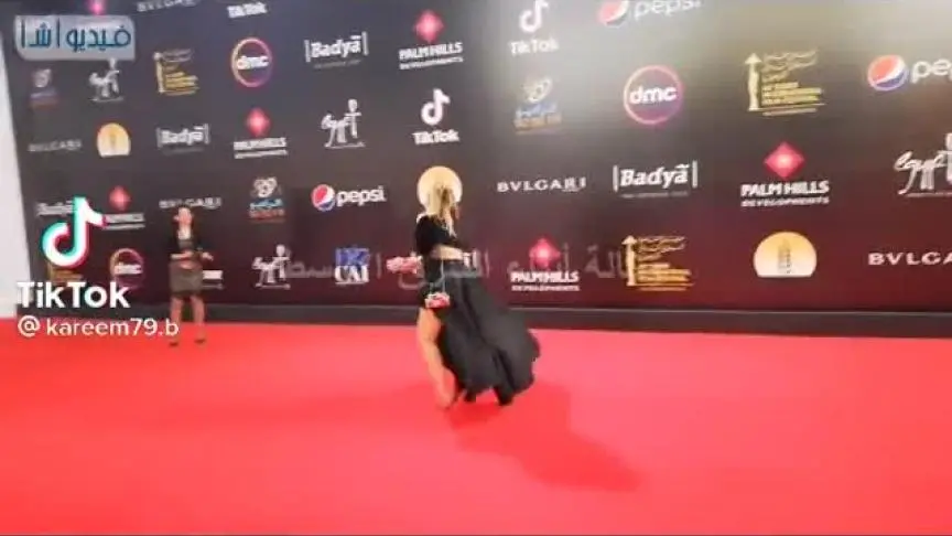 ريم البارودي تعلق على سقوطها في مهرجان الجونة