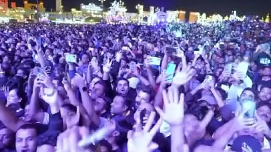 sharukh in Dubai