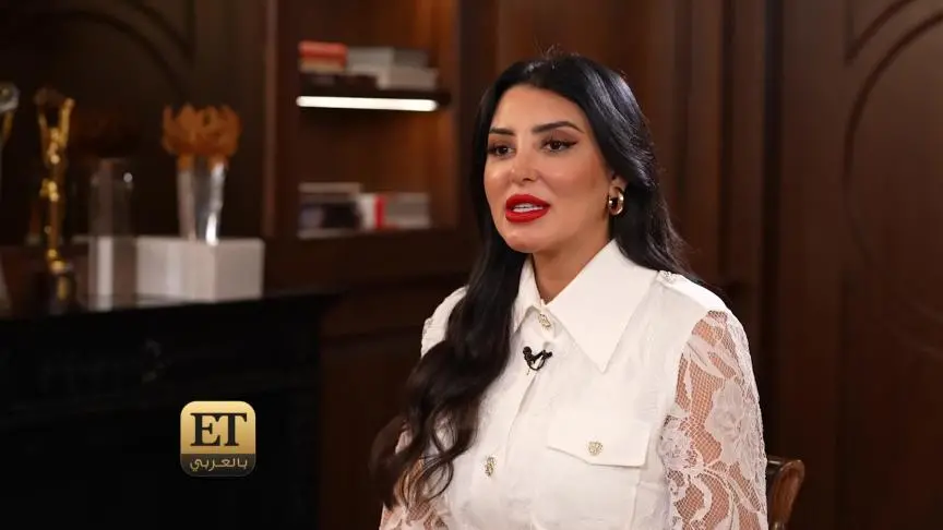 فاتي جمالي تحبس دموعها على كاميرا ET بالعربي
