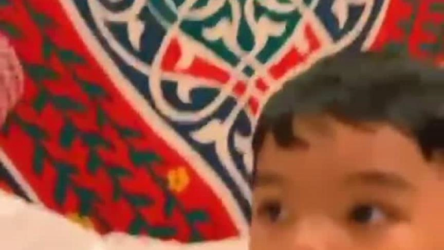 طفل عفان ابن العاملة المنزلية الراحلة في منزل عبدالله رشاد