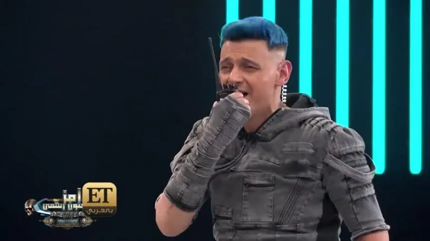 ٢