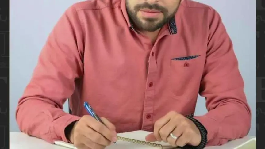 مصطفى حسن مؤلف اغنية صدفة يرد على كوبليه يلعن ابو الناس بعد إثارتها للجدل