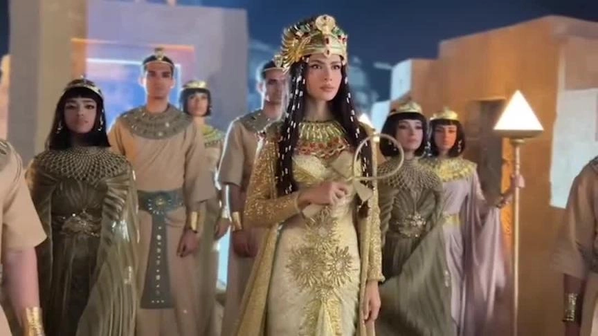 update Highstreet مي جلال وفؤاد سركيس  يكرمان الحضارة الفرعونية  في افتتاح المتحف المصري الكبير