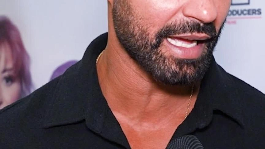 حصرياً كريم فهمي يعلّق لأول مرة على خبر اعتذاره من مسلسل ياسمين عبد العزيز لرمضان 2026