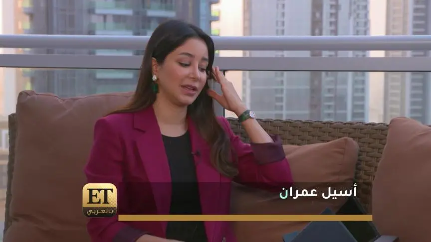 أسيل عمران تتفاجأ بهدية ET بالعربي