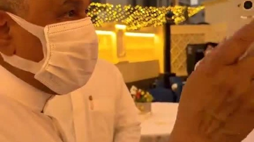 محمد عبده ولقطة جواله من جديد