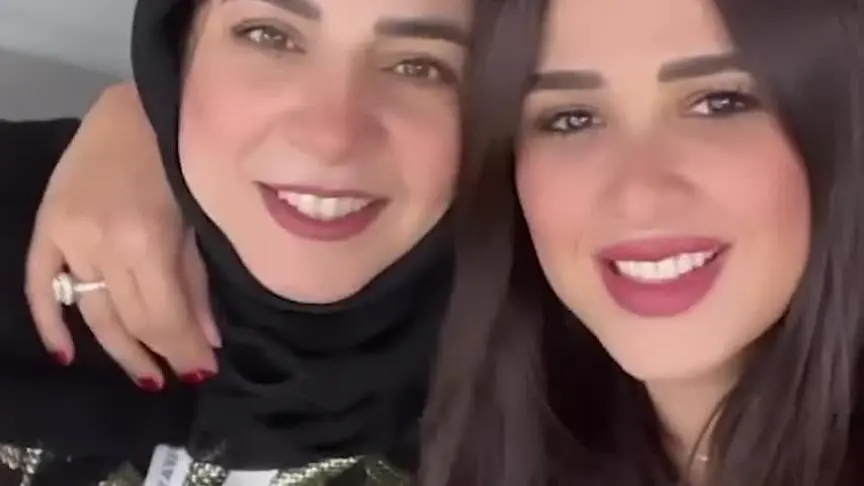 ST ياسمين عبد العزيز من استاد لوسيل. _1