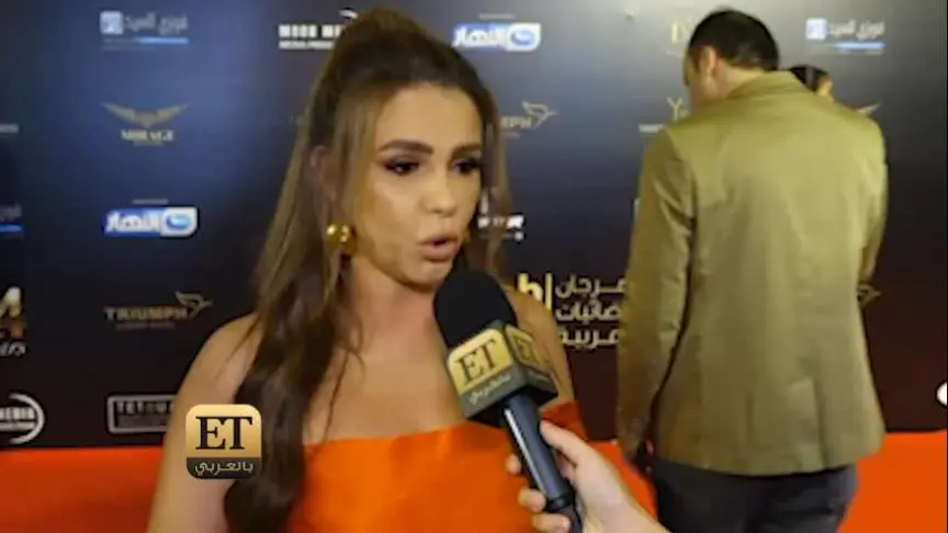 VT-  دنيا عبد العزيز ،  منذر رياحنة ، لجين عمران 